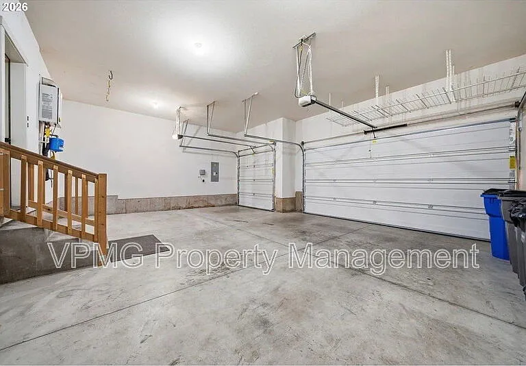 4704 NE 109th St — Photo 30