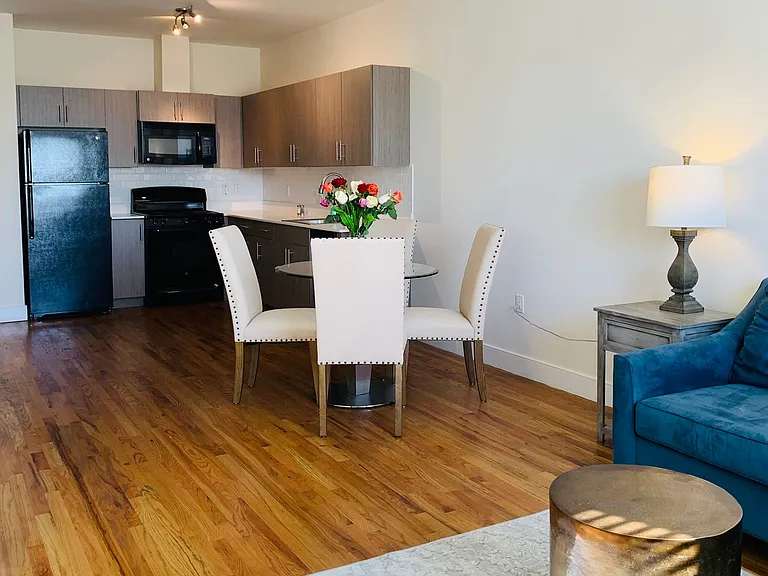 Meridia Park Avenue — Photo 6