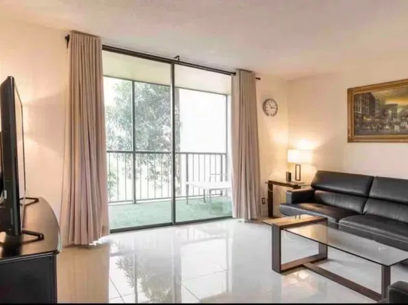 2794 TENNIS CLUB Drive #205, West Palm Beach, FL 33417
