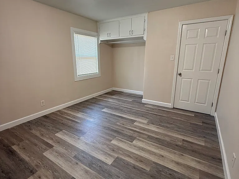 1013 E Garland Ave — Photo 17