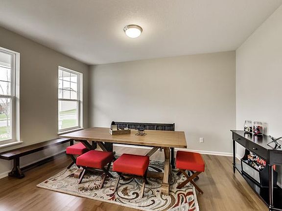4th image of 7778 Marlowe Ave NE