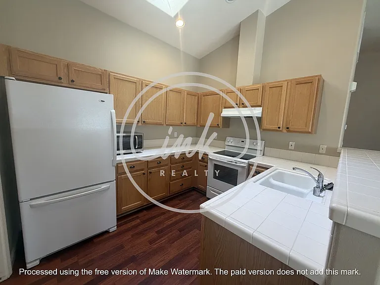 1465 Garden Glen Ct — Photo 7