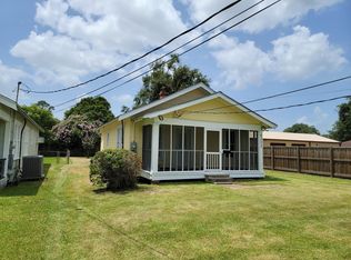 6233 Madison Blvd, Groves, TX 77619