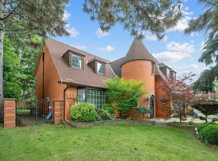 59 Chipstead Rd, Toronto, ON M3B 3E8