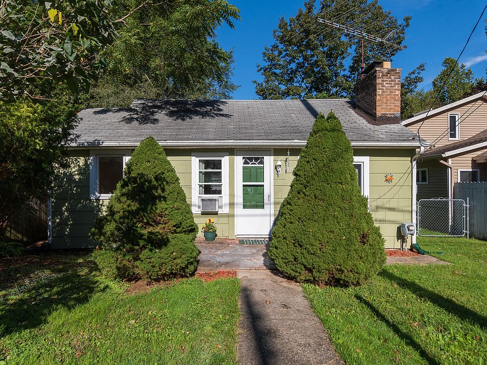 1st image of 8276 W Long Lake Dr