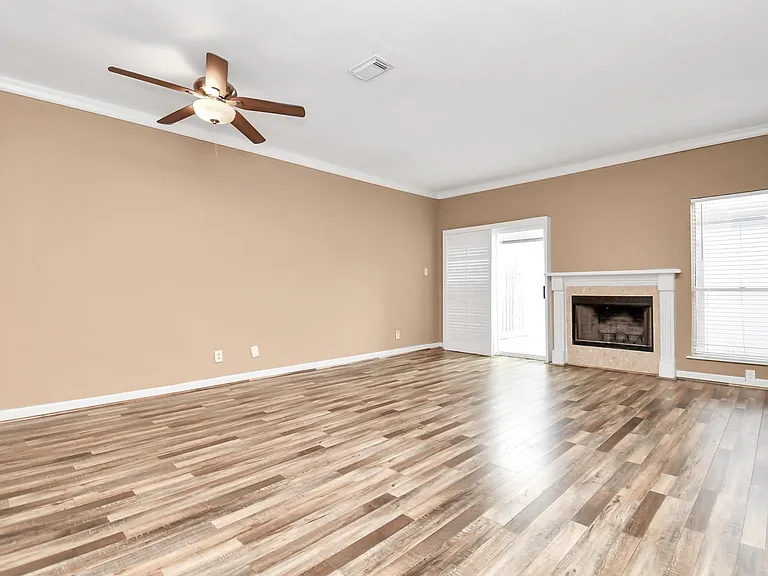 12400 Brookglade Cir #47 — Photo 8