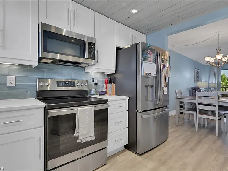 2121 Collier Ave #508 — Photo 1