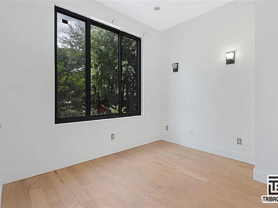 1st image of 277 Menahan St #1B