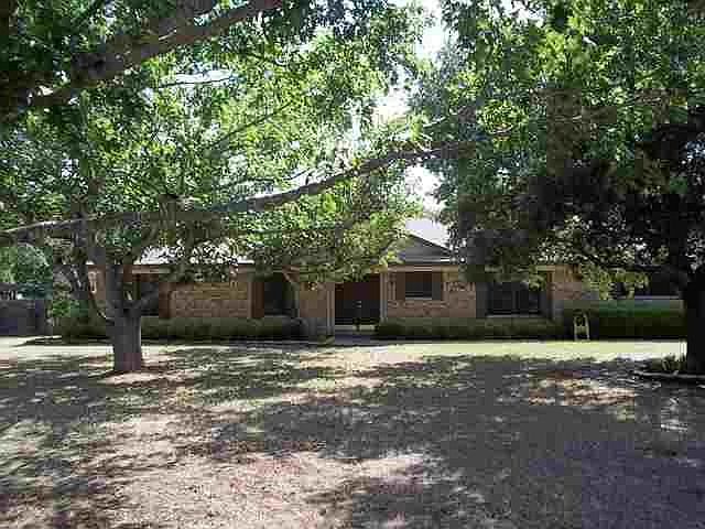1st image of 534 Quail Hollow Ln
