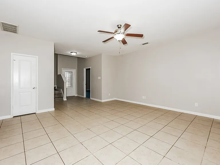 4268 Tower Ln — Photo 6