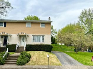 608 Banks St, Northampton, PA 18067