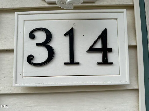 314 Ashley Forest Rd, Chapel Hill, NC 27514