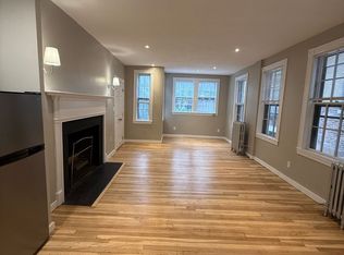 81 Phillips St #1, Boston, MA 02114