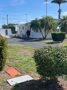 2095 Flowers Dr, Fort Myers, FL, 33907
