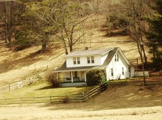 157 Bledsoe Creek Rd, Sparta, NC 28675