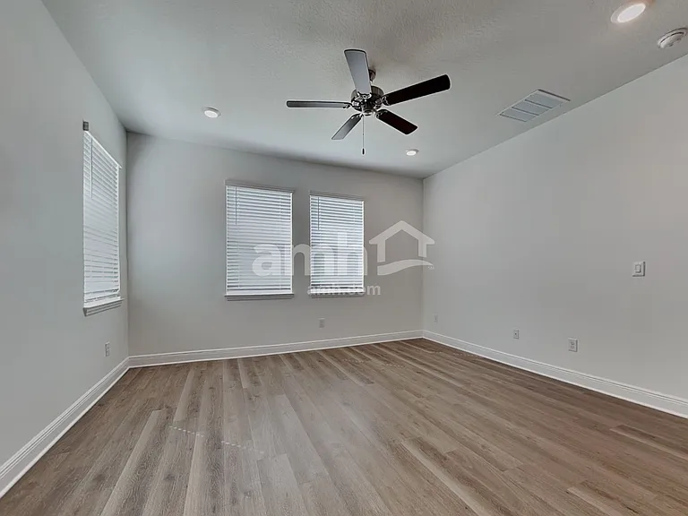 27853 Madison Green Way — Photo 23