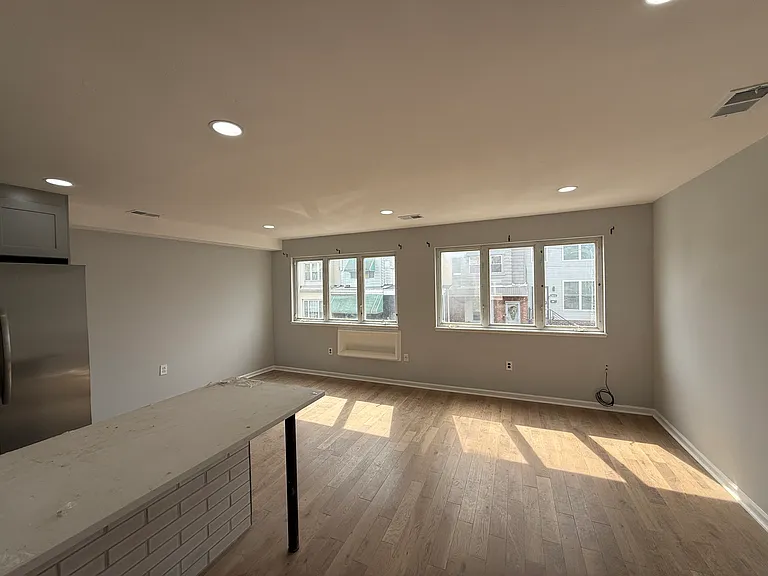 2611 S 9th St #2 — Photo 4