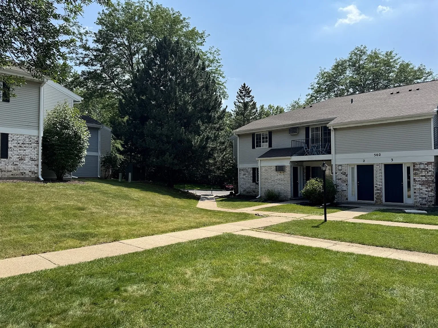 1st Month free with 13 month lease! Call the office for more details. — Photo 2