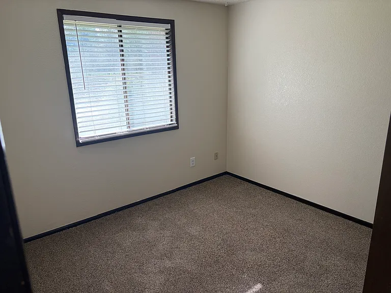 1521 S Mica Park Dr — Photo 8