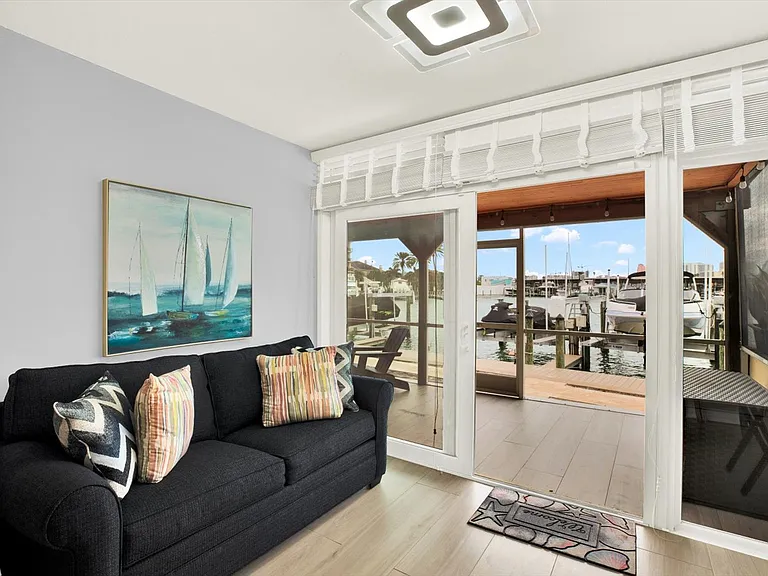 205 Dolphin Point #3 — Photo 8