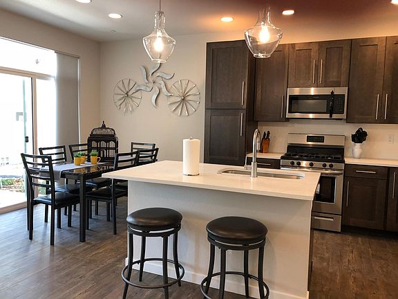 kitchen/dining