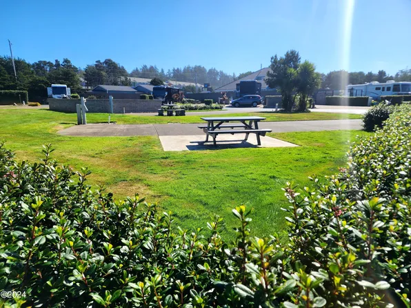 6225 N Coast Hwy Lot 103, Newport, OR 97365