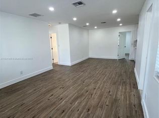 2854 SW 4th Pl, Fort Lauderdale, FL 33312