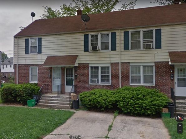 872 Tioga St