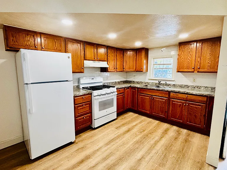 206 Zerby Ave #1 — Photo 2