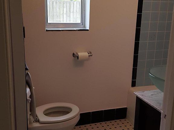 4th image of 5234 Anchor Ave