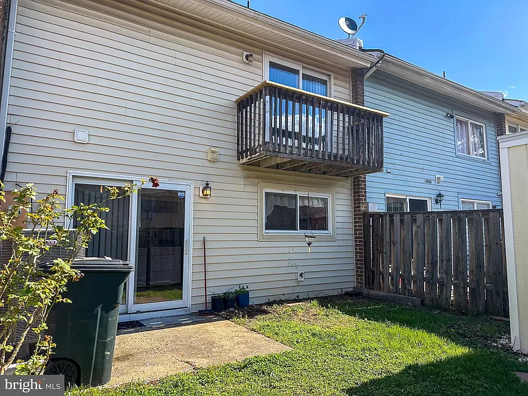 13327 Schwenger Pl — Photo 18