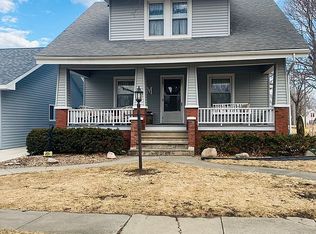 512 3rd St, Menlo, IA 50164