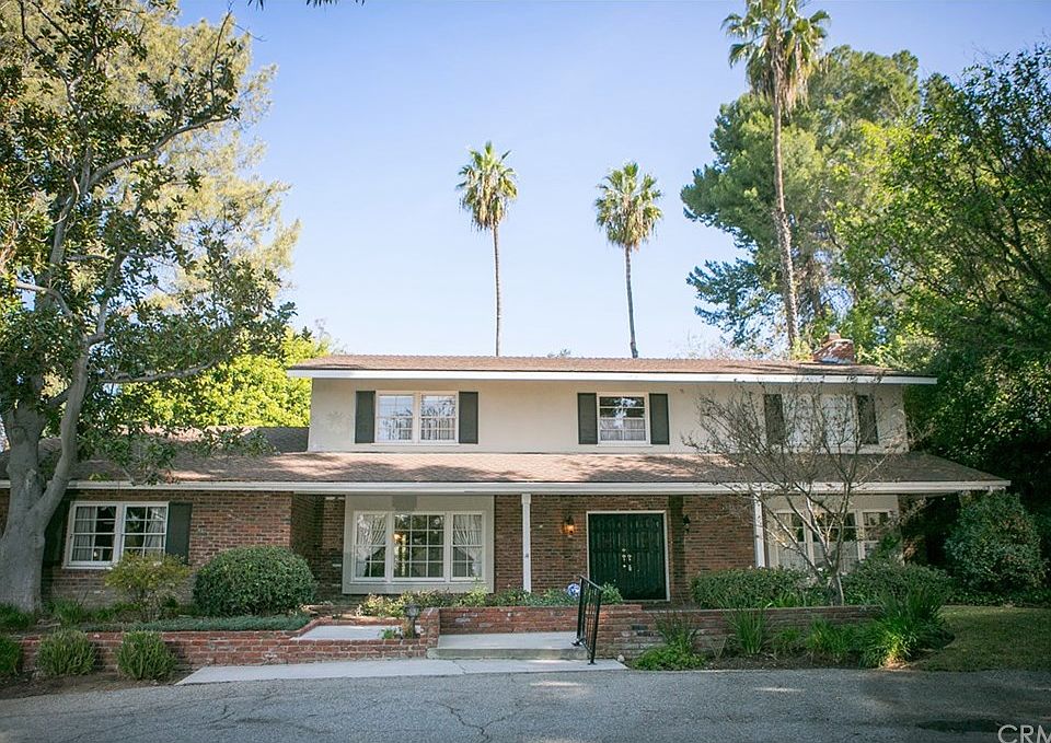 1st image of 8607 La Tremolina Ln