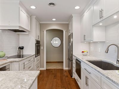8651 Basswood Rd UNIT 203, Eden Prairie, MN, 55344