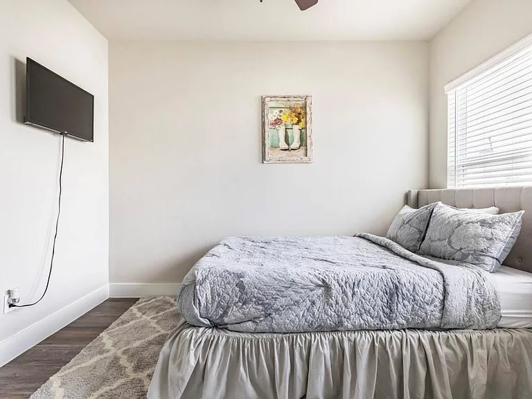 1740 Cove Crescent Ct — Photo 17
