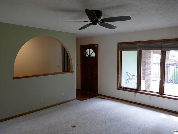 4th image of 8140 Stockwell St