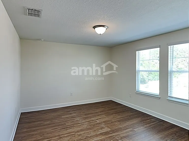 4436 Reisswood Loop — Photo 18