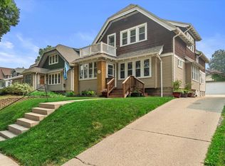 2130 N 62nd St, Wauwatosa, WI 53213