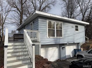 2110 Pleasant St, Hannibal, MO 63401