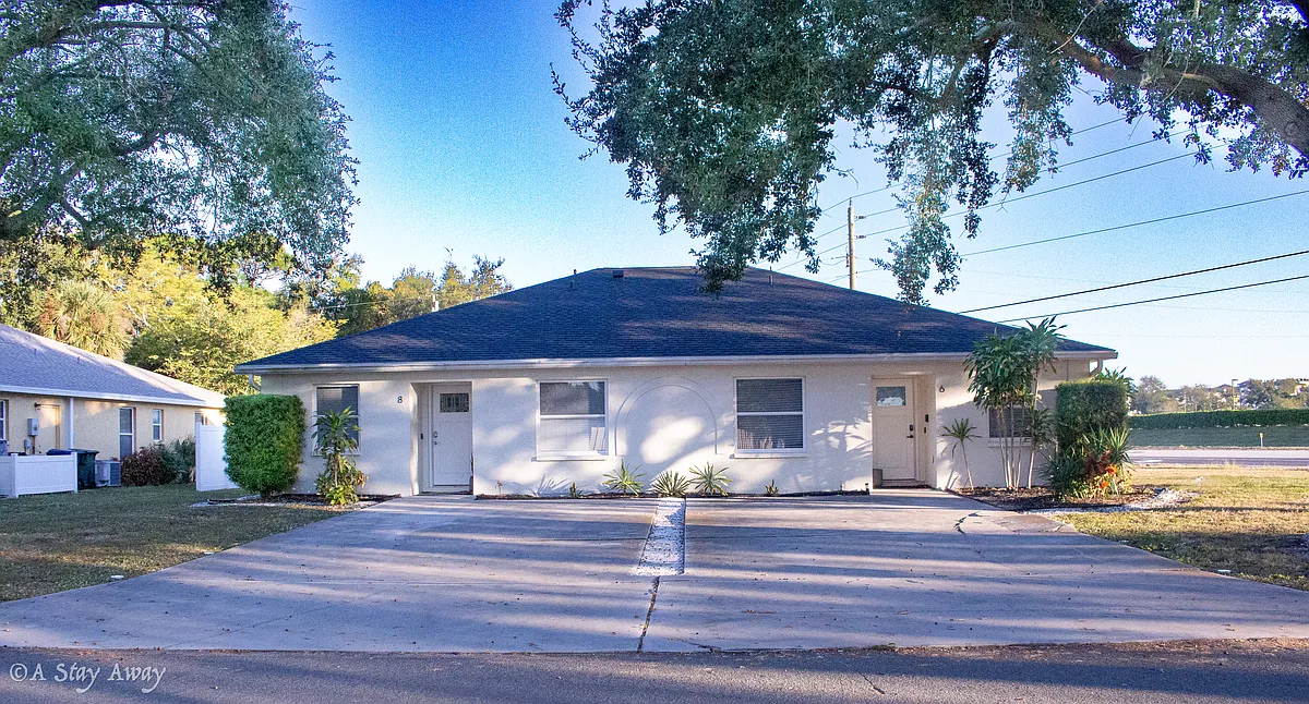 Building Photo - 8 Bay Acres Ave #8