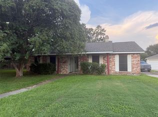 1538 Briarbank Dr, Sugar Land, TX 77498