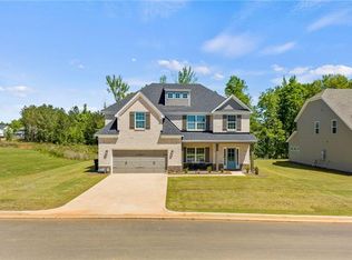 568 Tiger Trl, Opelika, AL 36804