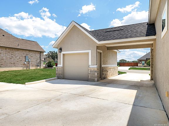 4th image of 230 Englewood Lane