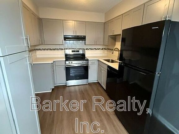 4th image of 205 E Ransom St APT 3D