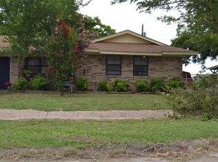 1021 Swanner Dr, Howe, TX 75459