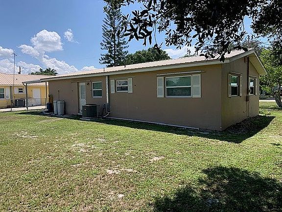5th image of 1711 Amber Ln