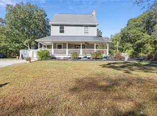 89 Maxson Hill Rd, Ashaway, RI 02804