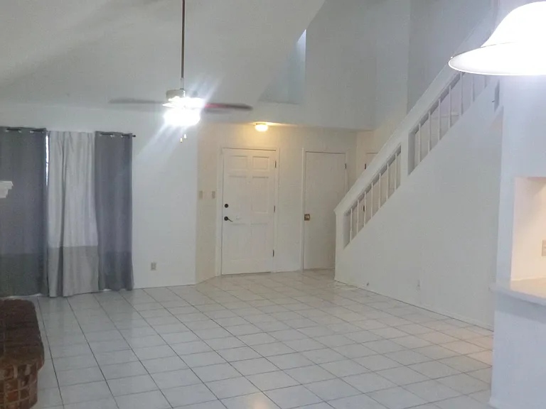 11376 Tenaha Ave — Photo 8