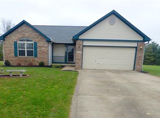 4777 N Mill Ct, Greenfield, IN 46140