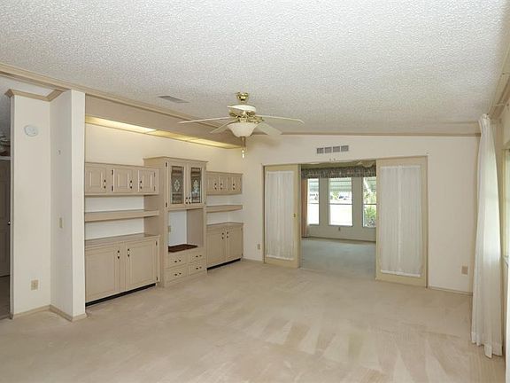 2nd image of 538 Persimmon Dr